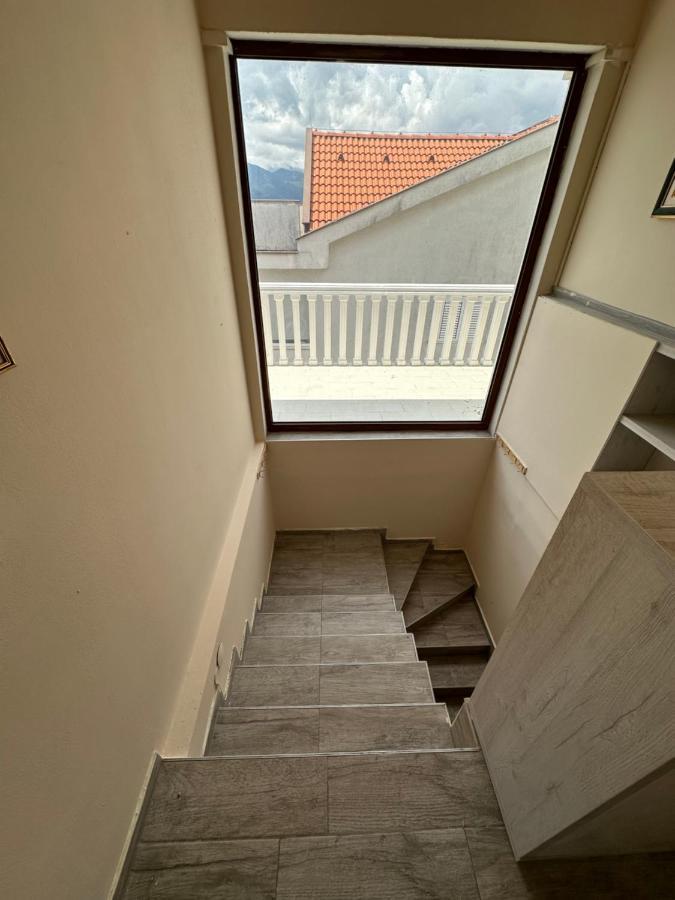Vila Danica Tivat Apartment Bagian luar foto