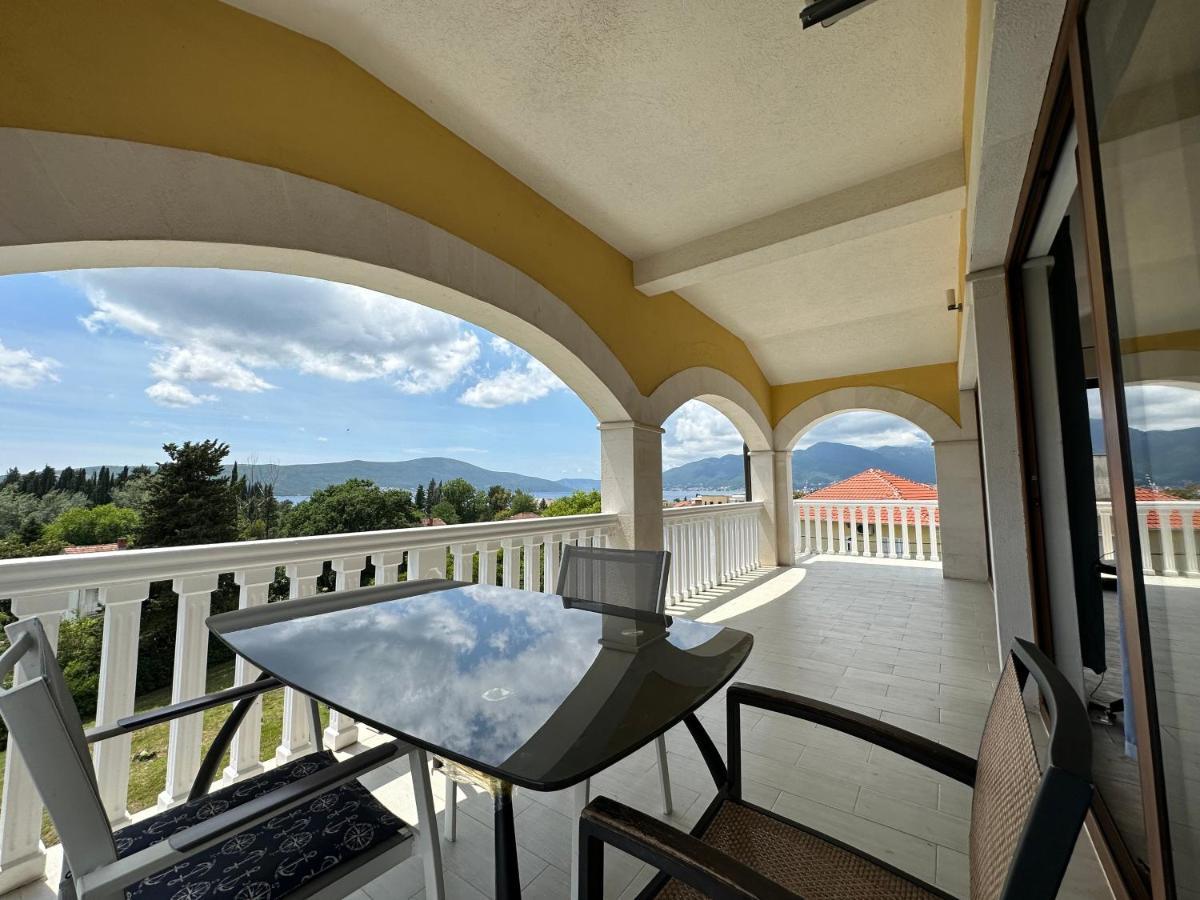 Vila Danica Tivat Apartment Bagian luar foto