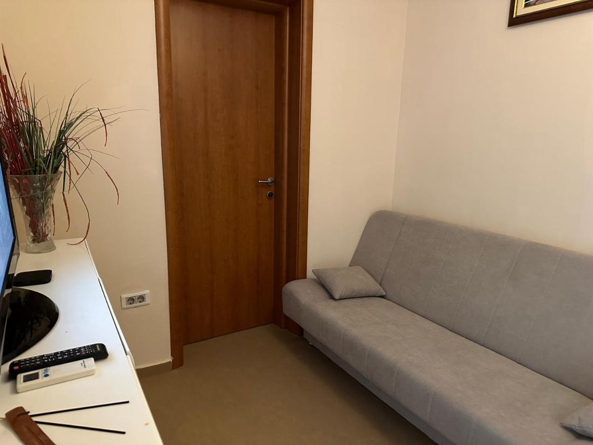 Vila Danica Tivat Apartment Bagian luar foto