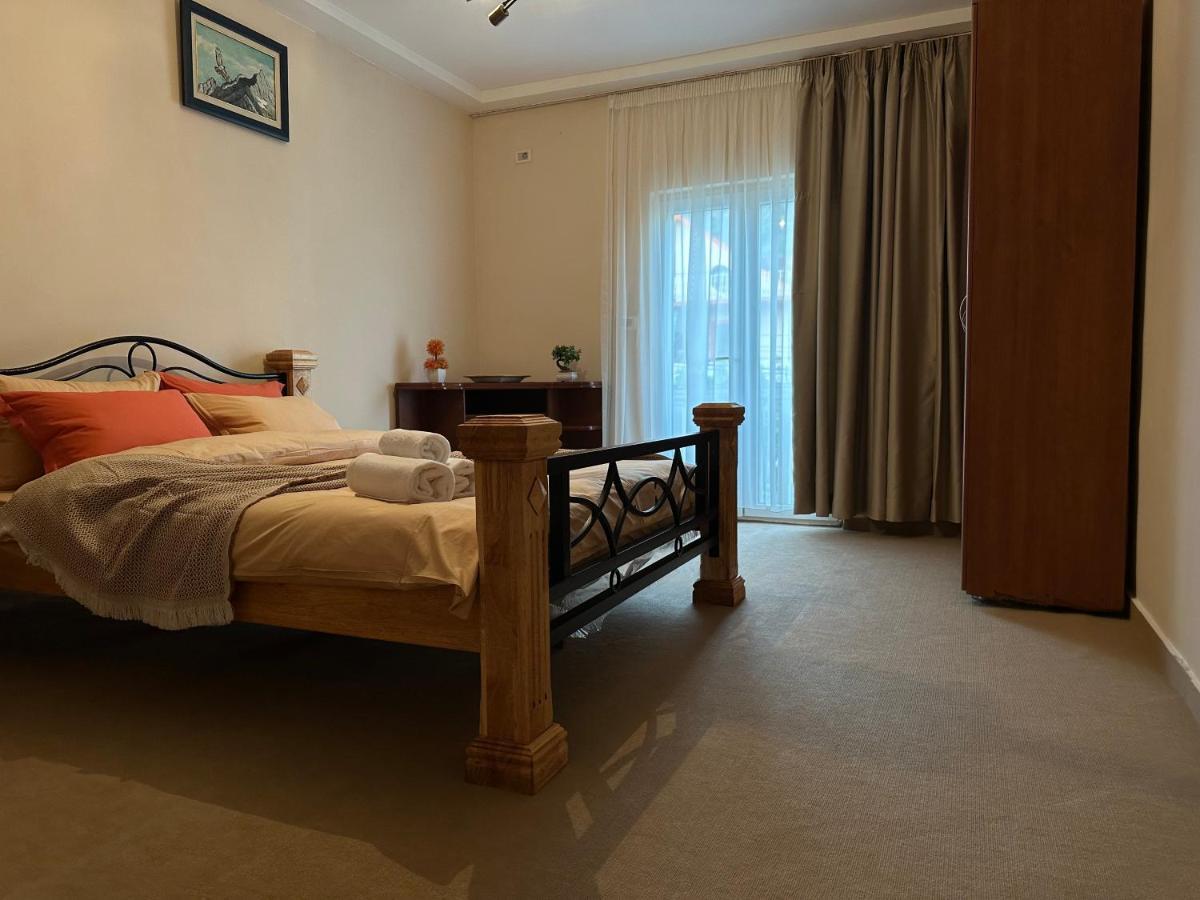 Vila Danica Tivat Apartment Bagian luar foto