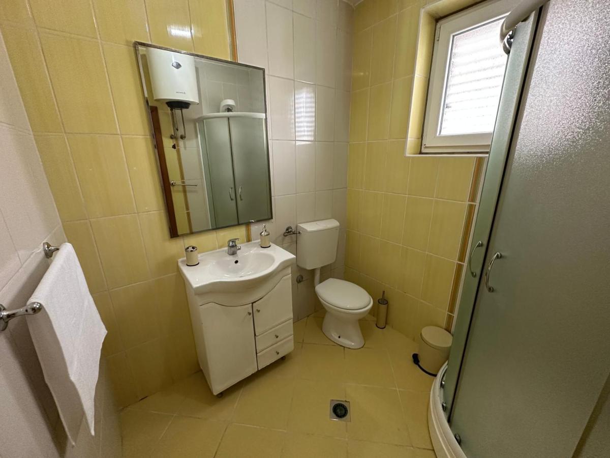 Vila Danica Tivat Apartment Bagian luar foto